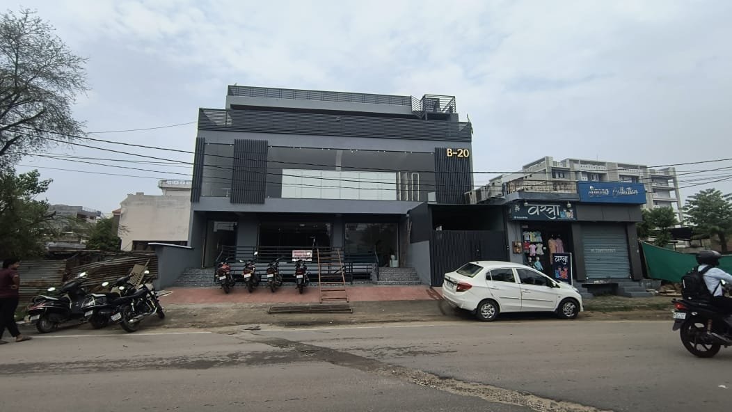 WhatsApp Image 2025-06-17 at 11.33.19 (1)